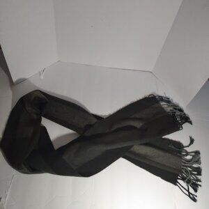 Altare: Acrylic scarf with fringe. Measures approx. 12"x68"